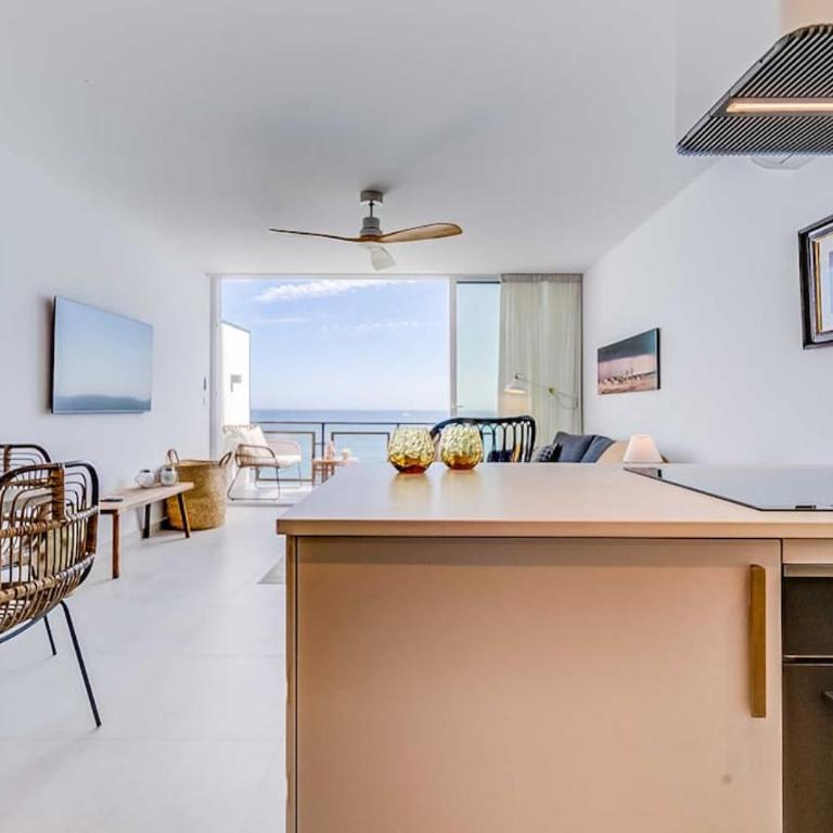 127-Stunning Beachfront Apartment in Benalmádena - Apartamento de 1 dormitorio - 19