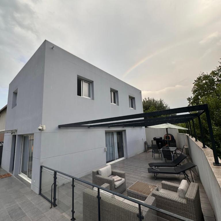 Villa contemporaine - Three-Bedroom Villa - 16