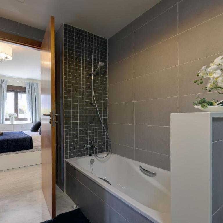 Spacious and modern house in Riviera, Mijas, Costa del Sol, 15min from Marbella - Casa de 3 dormitorios - 20