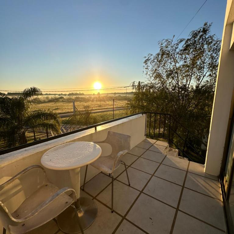 Chajari Suites - Apartamento con balcón - 8