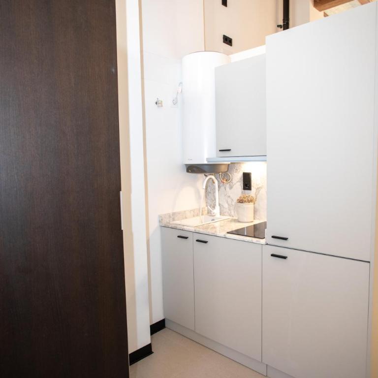 Lovely Exclusivity in Valencia Center - One-Bedroom Apartment - 33