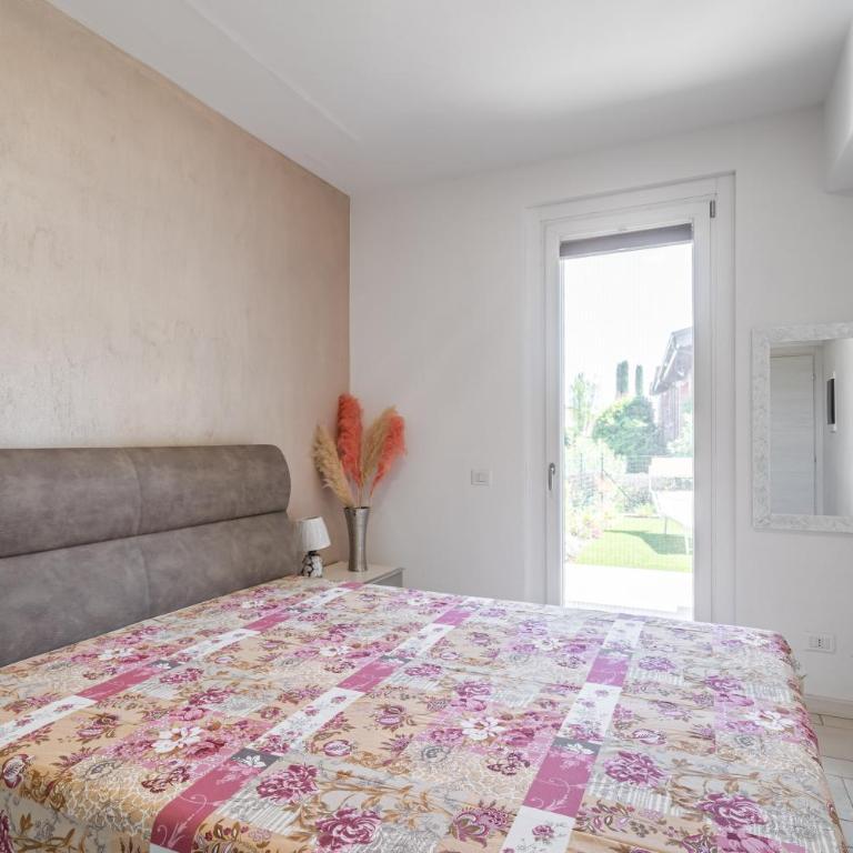 HOST4U - Garda Lake Lido Apartments With Pool, Garden and Private Parking in Garage - Apartment mit 1 Schlafzimmer - 15