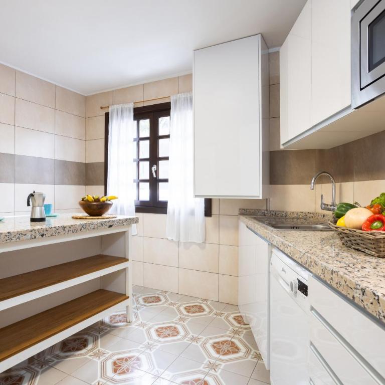 OkStay Apt Bencomo 50 m from the beach - Apartamento de 2 dormitorios con balcón - 2