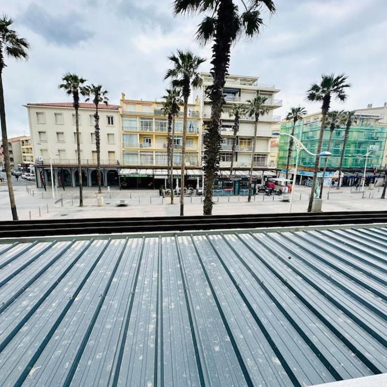 Fonctionnel - 2 chambres - bien situé à 300m de la Plage - Parking Privé de Juin à Sept - Apartamento de 2 dormitorios con vistas - 12