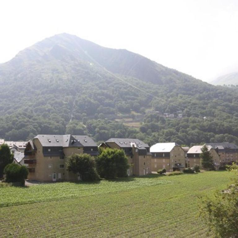 Appartement calme proche centre, parking et balcon, Saint-Lary - FR-1-296-194 - Apartamento (6 adultos) - 10