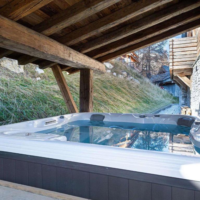 Appartement 95m², Sud-Est, Jacuzzi, Val d'Isère, 4 Suites, Parking, Animaux OK - FR-1-567-73 - Appartement (8 Adultes) - 2