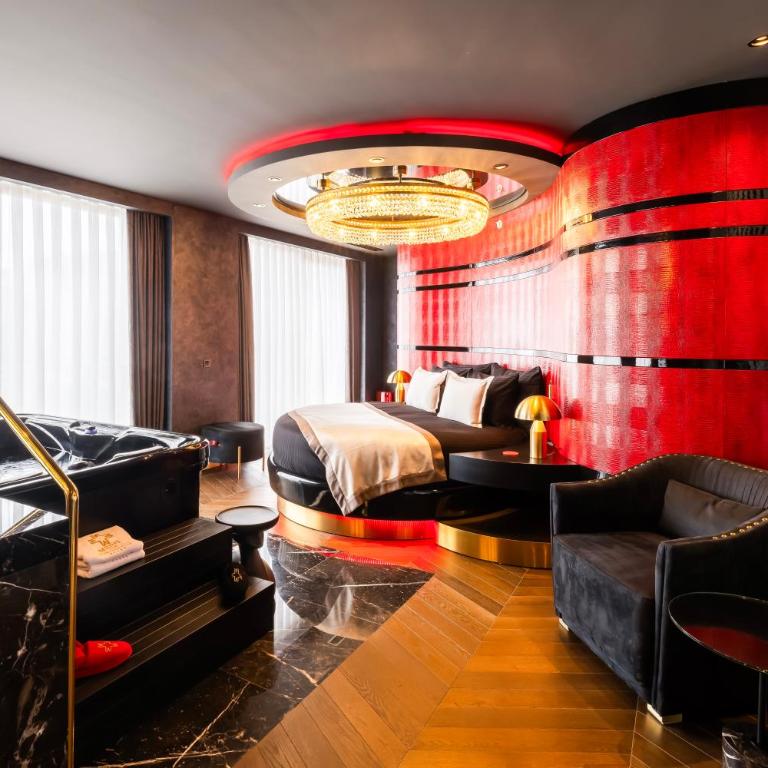 Merit Starlit Hotel & Residences - Prive Suite - 4