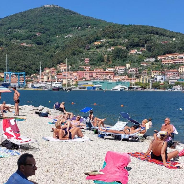 Moderno appartamento vista mare, con parcheggio privato Air Condition - Appartamento con 1 Camera da Letto - 30