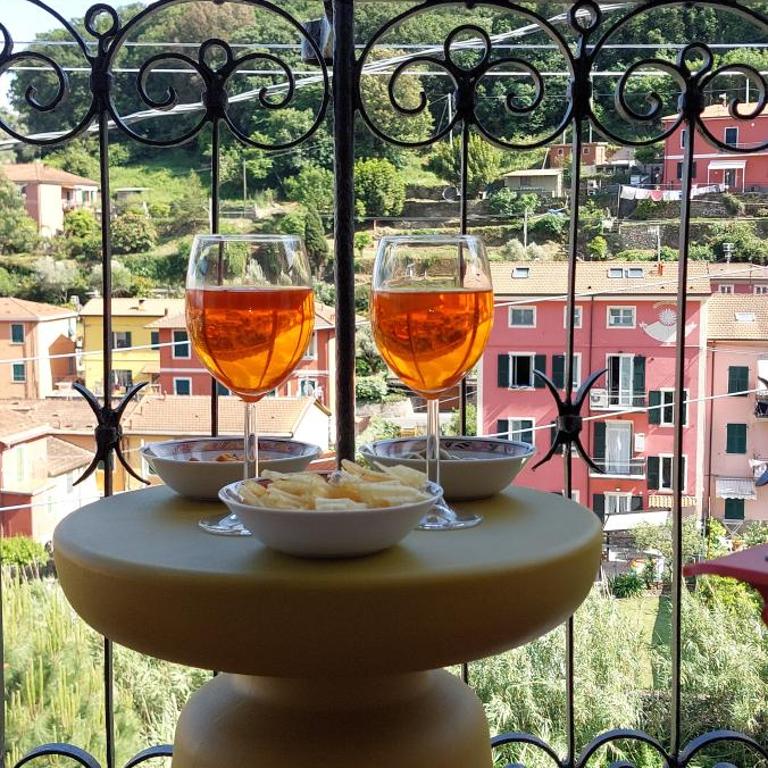 Moderno appartamento vista mare, con parcheggio privato Air Condition - Appartamento con 1 Camera da Letto - 55