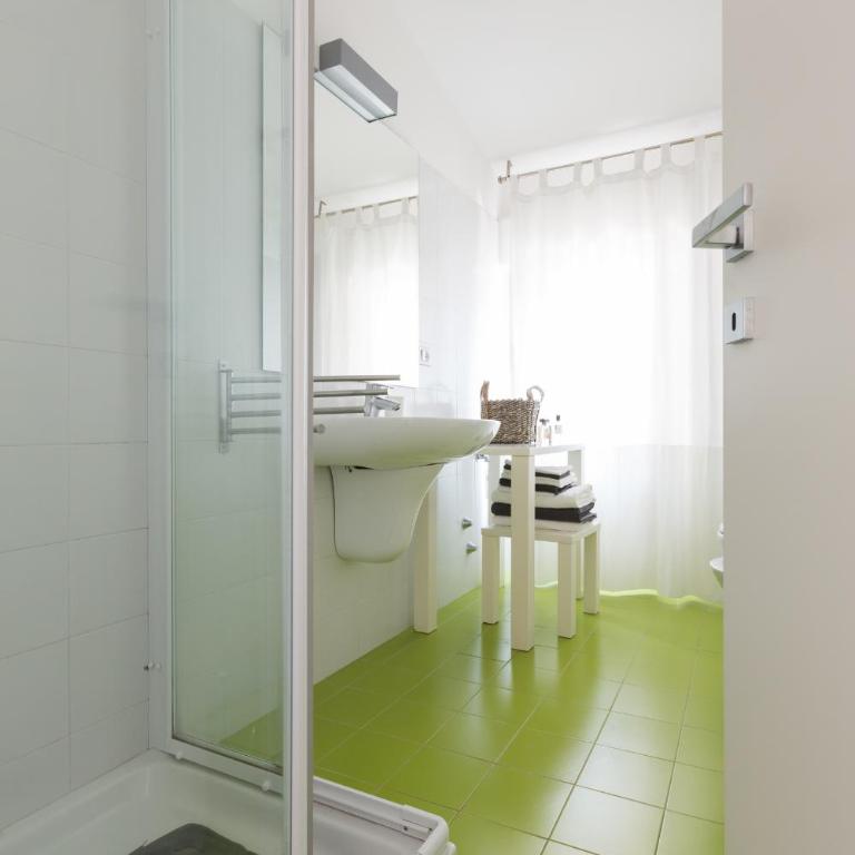 Villa Fiore - Apartamento de 2 dormitorios con balcón - 16
