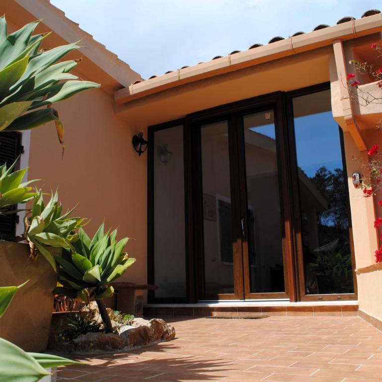 Cala Sinzias beach house with stunning views - Casa con 2 Camere da Letto - 5