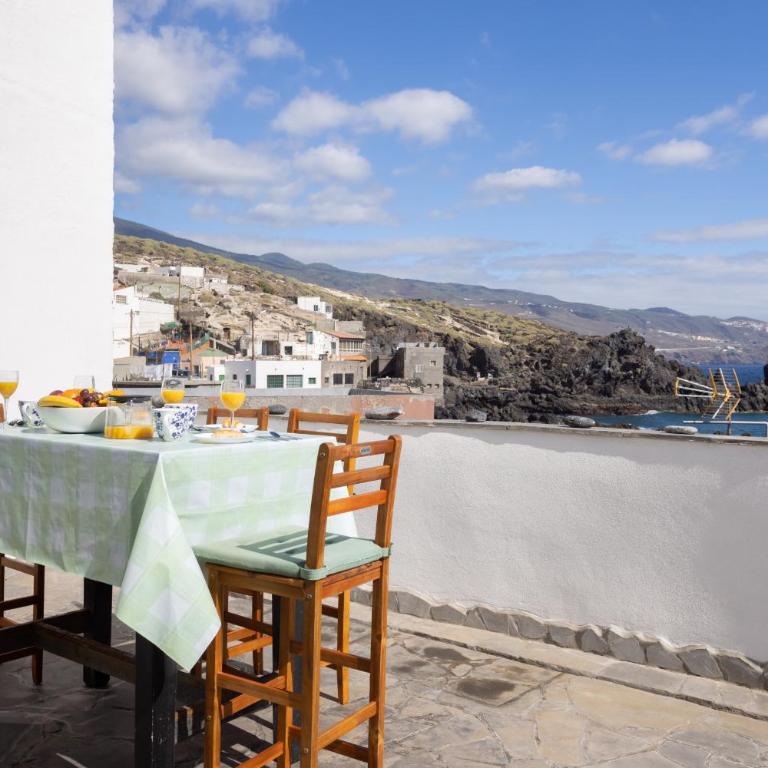 OKStay Playa de la Viuda Tenerife 20m from the beach - Two-Bedroom House - 20