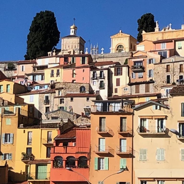 Welcome in the cozy blue nest pedestrian Menton - Studio - 42