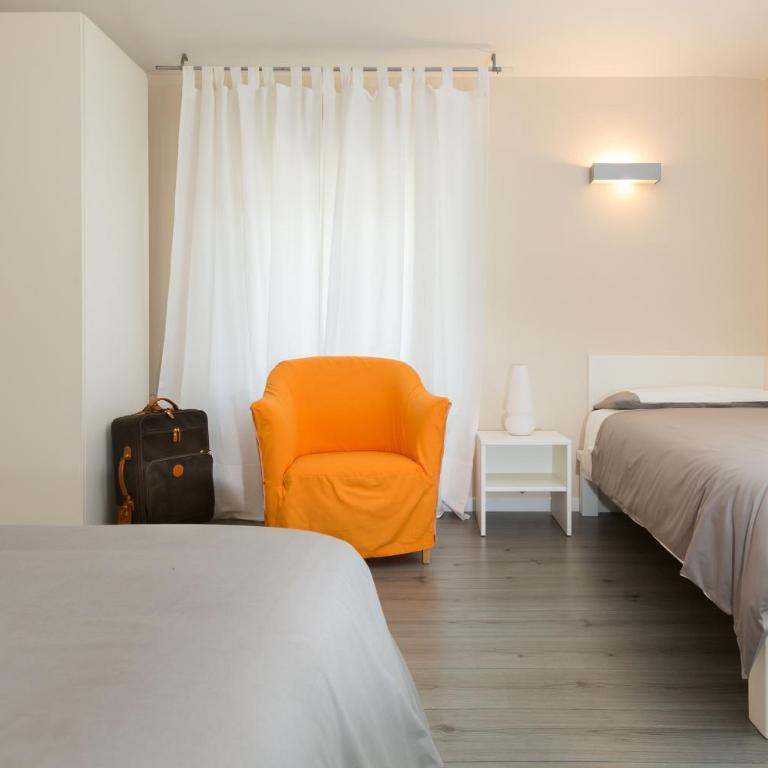 Villa Fiore - Apartamento de 2 dormitorios con balcón - 14