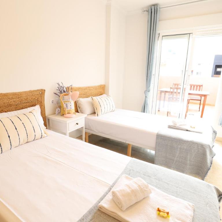 Maravilloso adosado para 8 en entorno privilegiado by Hometels - Apartment - 8