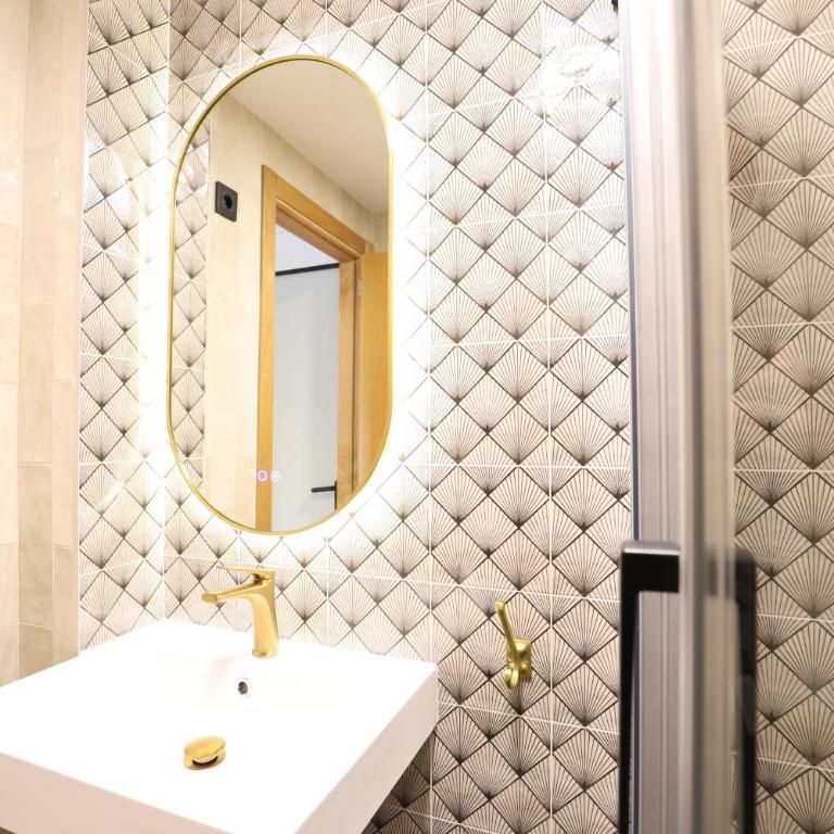 Maravilloso adosado para 8 en entorno privilegiado by Hometels - Apartment - 18