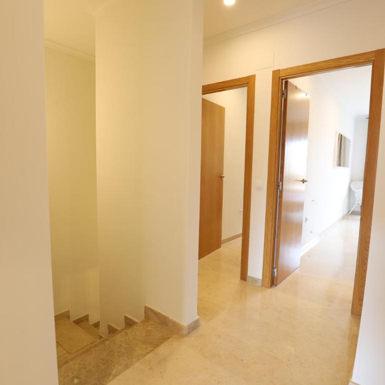 Maravilloso adosado para 8 en entorno privilegiado by Hometels - Apartment - 19