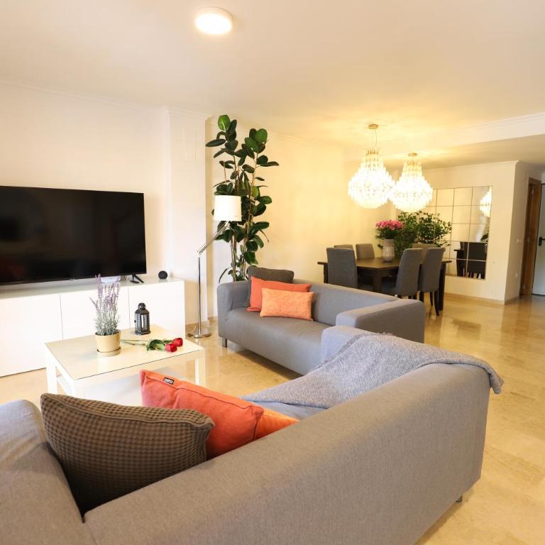 Maravilloso adosado para 8 en entorno privilegiado by Hometels - Apartment - 21