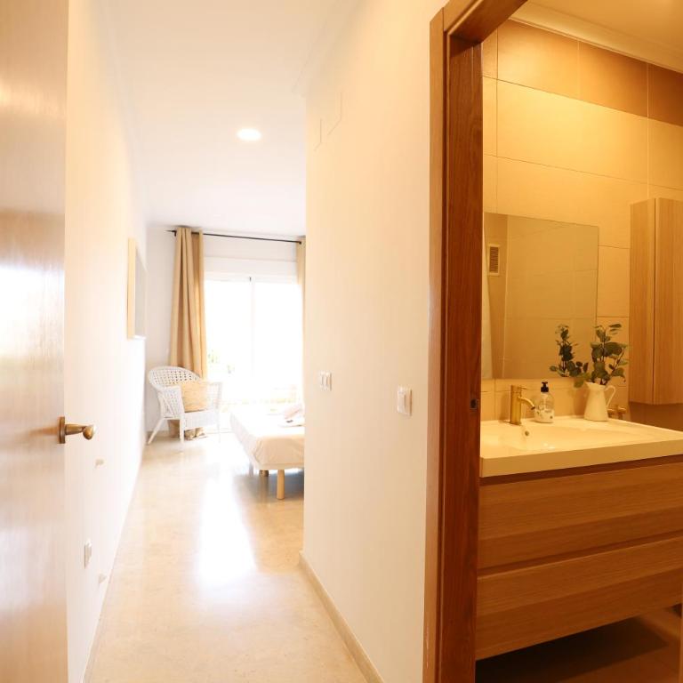 Maravilloso adosado para 8 en entorno privilegiado by Hometels - Apartment - 24