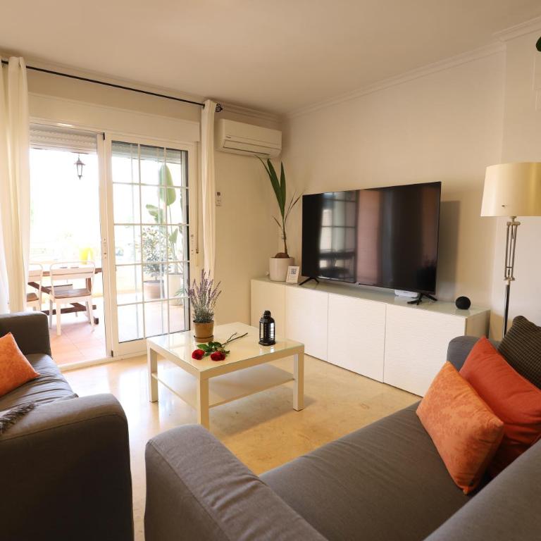 Maravilloso adosado para 8 en entorno privilegiado by Hometels - Apartment - 28