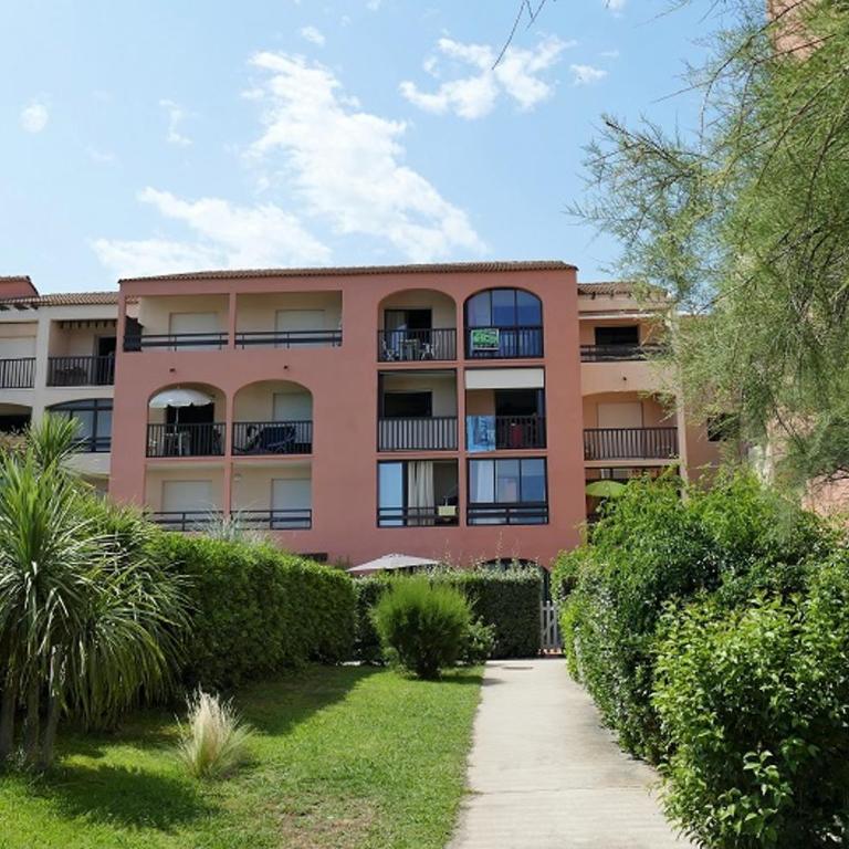 Le Tropique Appart front de mer avec loggia Piscine parking 2 chambres - Lg38 - Two-Bedroom Apartment - 2