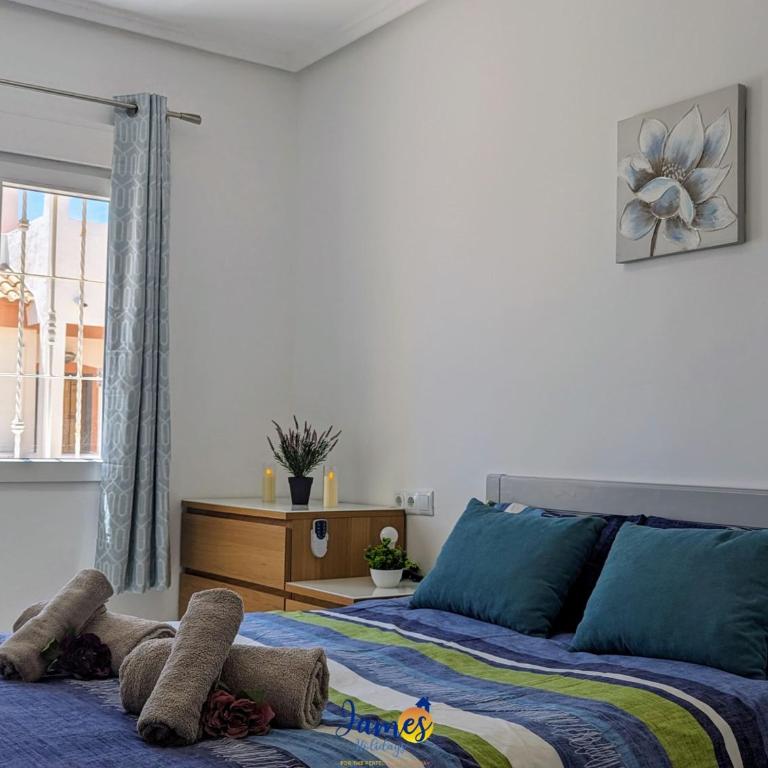 First Floor 2 Bedroom Apartment Near Emerald Isle LF13 - Apartment - 3