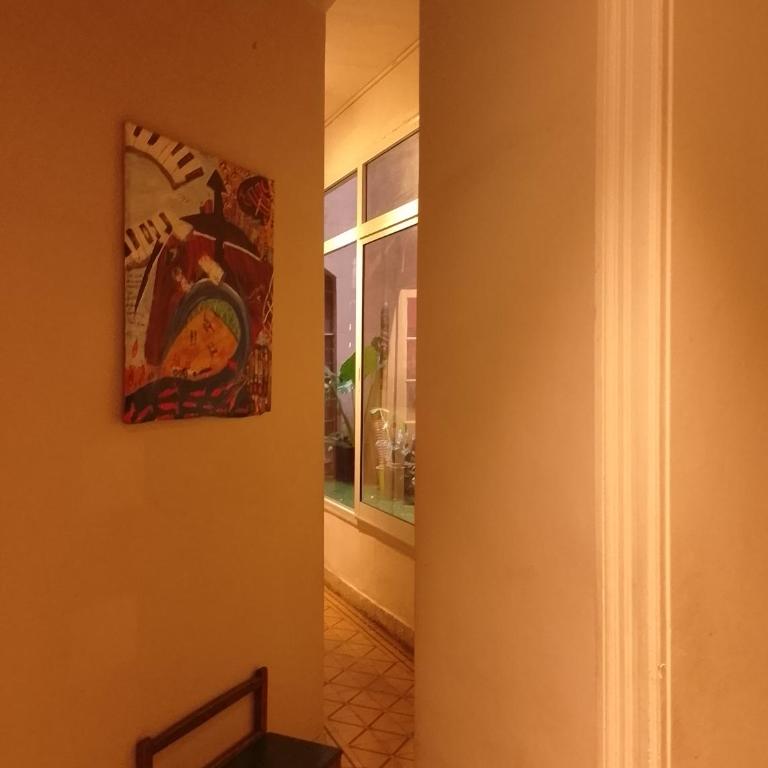 Comodo depto en Buenos Aires centro, cerca de importantes avenidas centros gastronomicos y plaza Houssey, - Apartamento de 3 dormitorios - 20