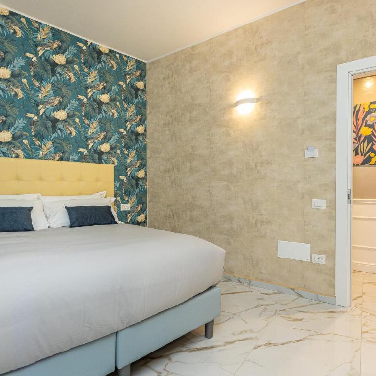 Flowery Rainbow - Deluxe Double or Twin Room - 5