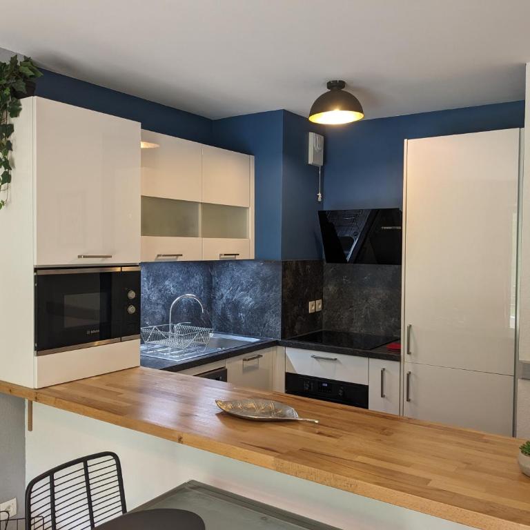 Charmant appartement de 41m2 avec linges de maison et ménage compris, 2 pièces à Lamalou-les-Bains pour 2 personnes - Appartement 1 Chambre - 2