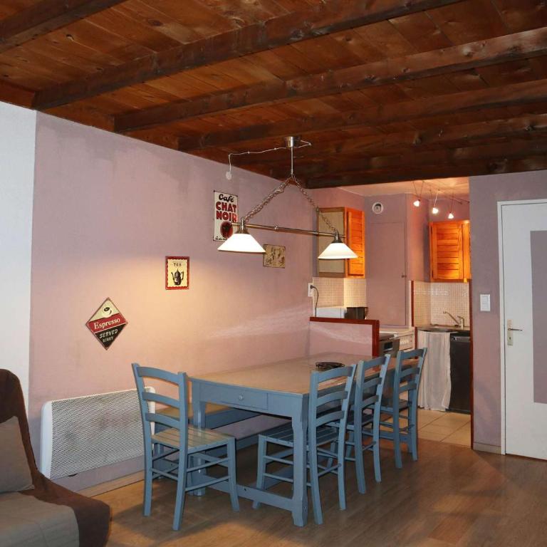 Appartement cosy rénové pour 6 pers, skis aux pieds, balcon sud, proche garderie, belles prestations - FR-1-322-257 - Appartamento - 3