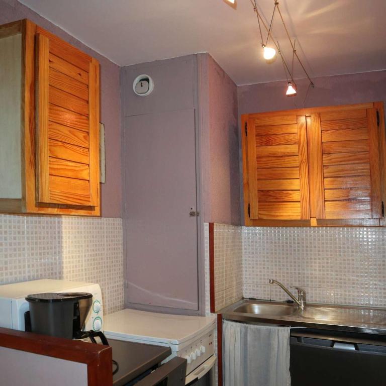 Appartement cosy rénové pour 6 pers, skis aux pieds, balcon sud, proche garderie, belles prestations - FR-1-322-257 - Appartamento - 4