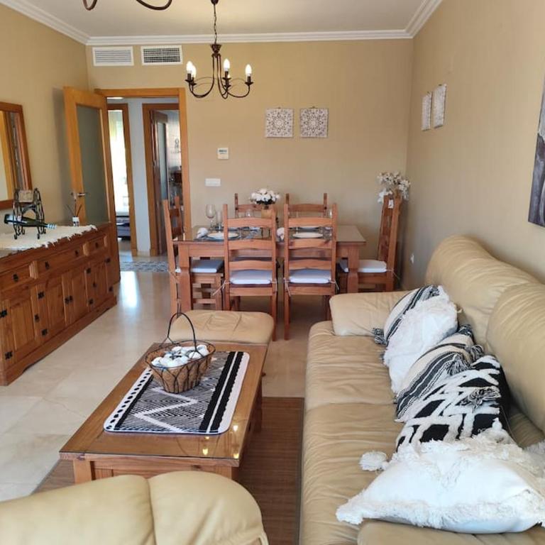 Penthouse Paradiso: 2BR Oasis in Casares del Sol - Apartamento de 2 dormitorios - 11
