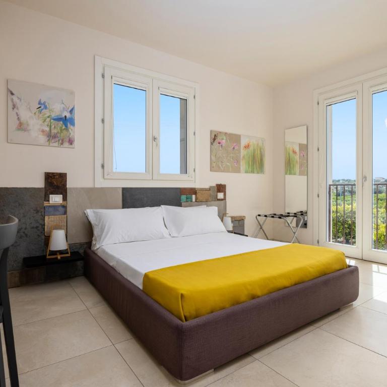 Fiore di Vendicari B&B - Sicilian Charme, Lemon Grove and Sea - Camera Matrimoniale con Vista Piscina - 1