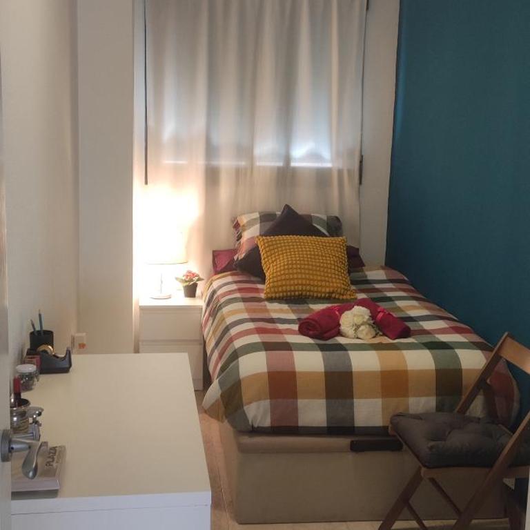 Precioso apartamento con vistas al mar - Three-Bedroom Apartment - 29