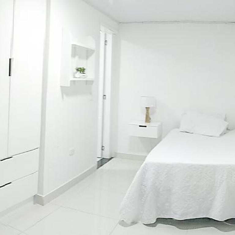 VALASIUK Sede San Fernando - Double Room with Private Bathroom - 1