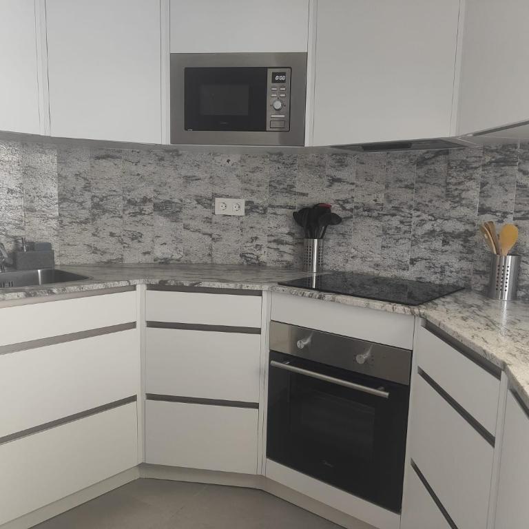BAHIA DE ESTEPONA - Apartamento de 2 dormitorios - 12