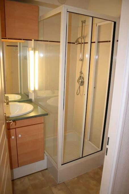 Studio + piscine+ parking privé. Quartier Minimes - Appartement 1 Chambre - 9
