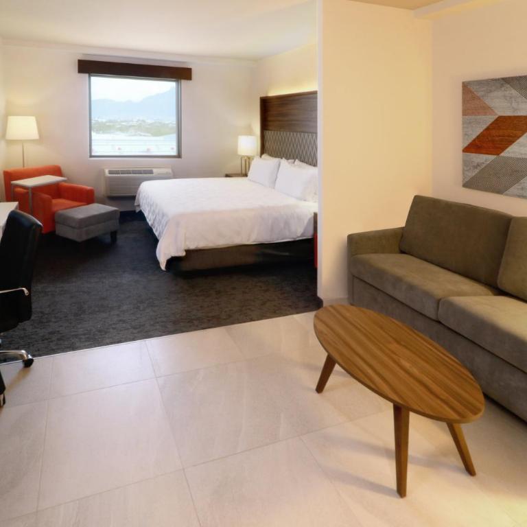 Holiday Inn & Suites Monterrey Apodaca Zona Airport, an IHG hotel - Suite Junior - 7