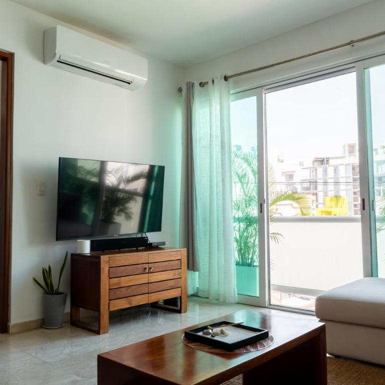 Penthouse with private pool - Three-Bedroom Apartment - 24
