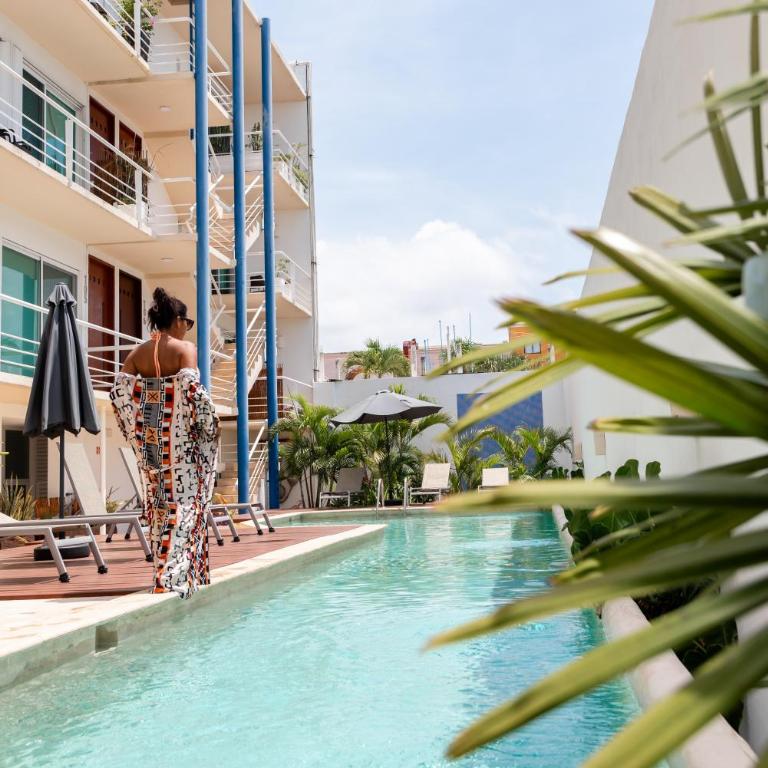 Penthouse with private pool - Three-Bedroom Apartment - 41