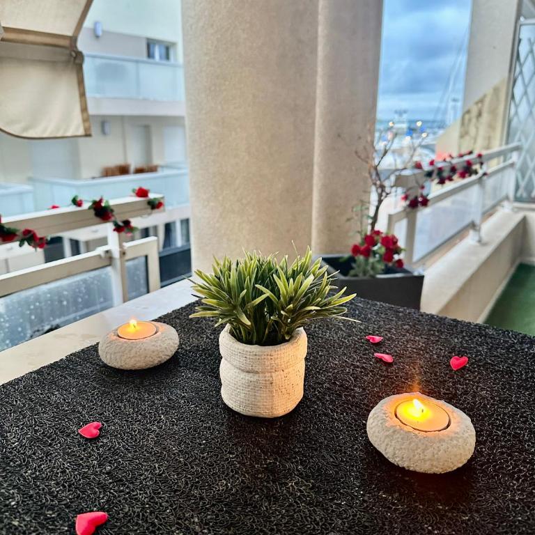 Amour Azur Appartement pour 2 avec jacuzzi et terrasse à 2 minutes de la mer - Studio - 17