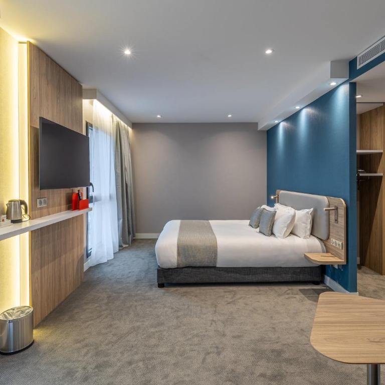 Holiday Inn Express Ajaccio by IHG - Chambre Lit Queen-Size Standard - Accessible aux Personnes à Mobilité Réduite avec Petit-Déjeuner Gratuit - 6