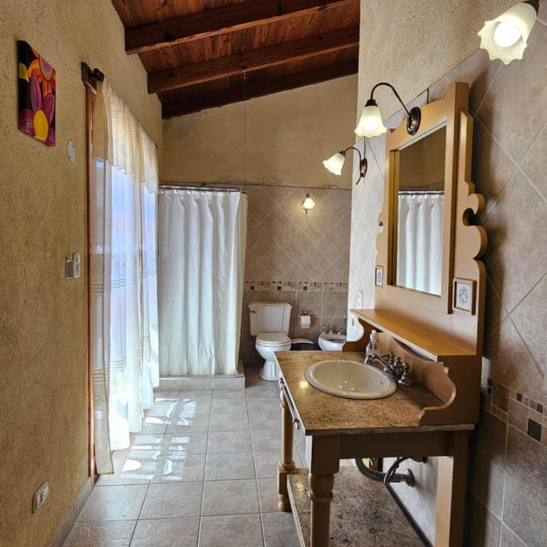 La Reina Hotel - Habitación Triple Superior - 5