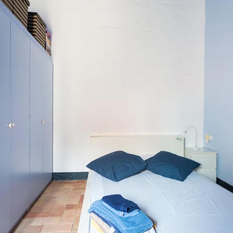 Fantástica casa con piscina y parking en el pueblo - Casa de 4 dormitorios - 24