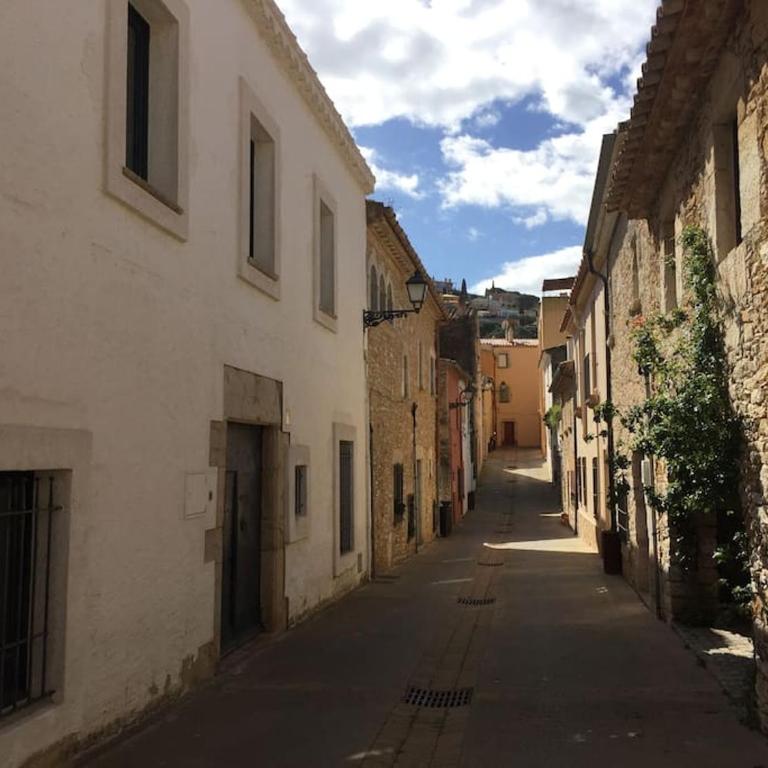 Fantástica casa con piscina y parking en el pueblo - Casa de 4 dormitorios - 27