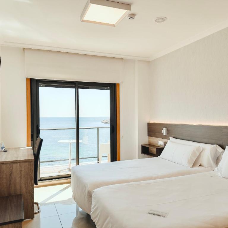 Hotel Mardevela - Habitación Doble con vistas al mar - 2 camas - 5