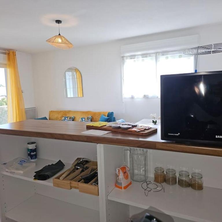 L'évasion Carcassonnais avec Terrasse 2 places de Parking privée - Apartment mit 2 Schlafzimmern und Balkon - 17