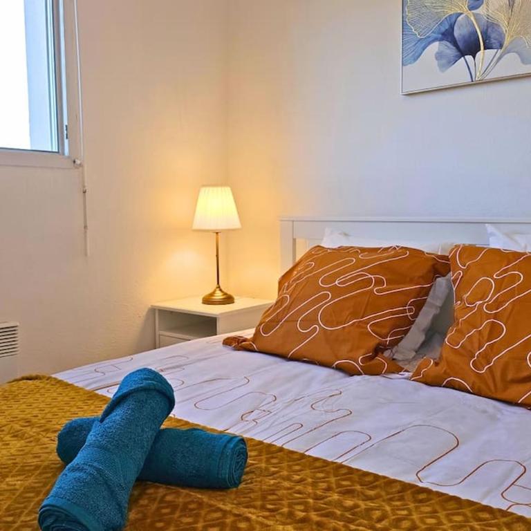L'évasion Carcassonnais avec Terrasse 2 places de Parking privée - Apartment mit 2 Schlafzimmern und Balkon - 34