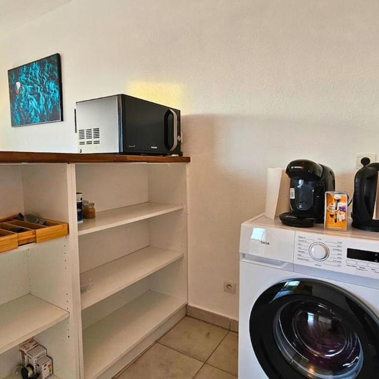 L'évasion Carcassonnais avec Terrasse 2 places de Parking privée - Apartment mit 2 Schlafzimmern und Balkon - 37