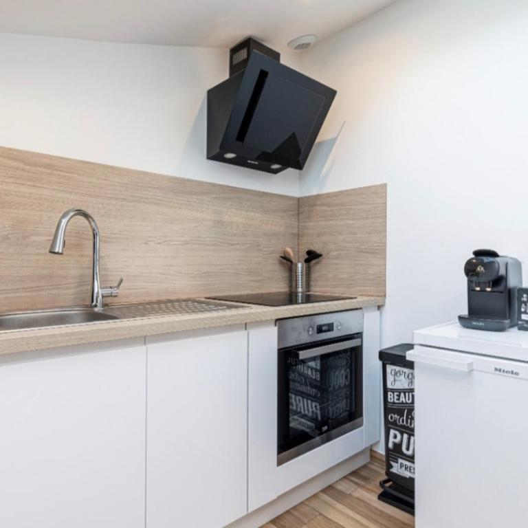 Studio cozy avec terrasse n12 - Studio - 2